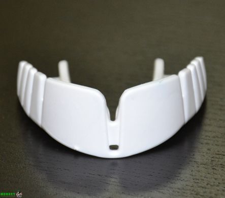 Капа OPRO Snap-Fit UFC дитяча (вік до 10) White (ufc.002263002)