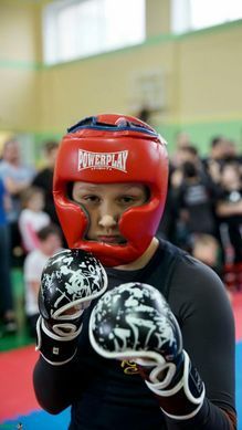 Рукавички Karate PowerPlay 3092KRT Чорно-білі M
