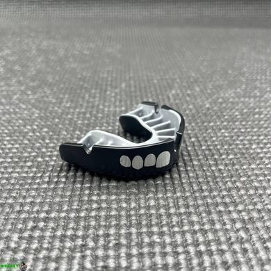 Капа OPRO Silver взрослая (возраст 11+) Grillz Black/Silver (art.102502013)