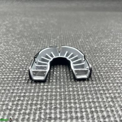 Капа OPRO Silver взрослая (возраст 11+) Grillz Black/Silver (art.102502013)
