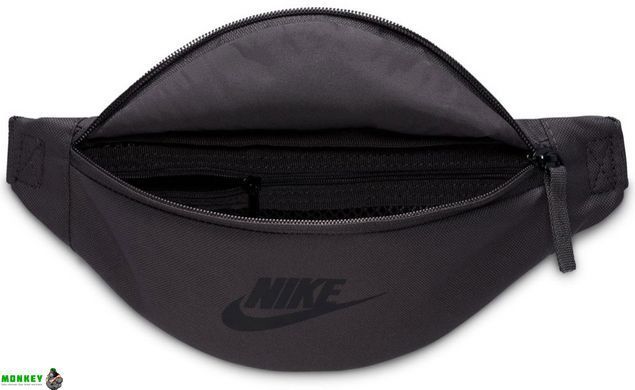 Сумка на пояс Nike NK HERITAGE S WAISTPACK 3L черный Уни 28 x 7,5 x 12,5 см