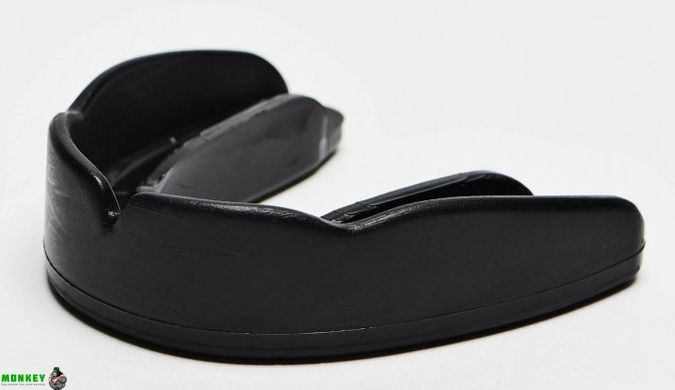 Капа боксерська Leone Single Black