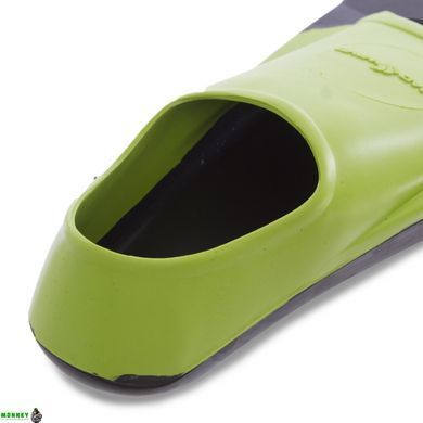 Ласти для тренувань у басейні короткі із закритою п'ятою MadWave M074903 3XS (32-34), зелений