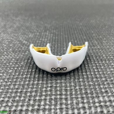 Капа OPRO Instant взрослая (возраст 11+) White/Gold (art.102520006)