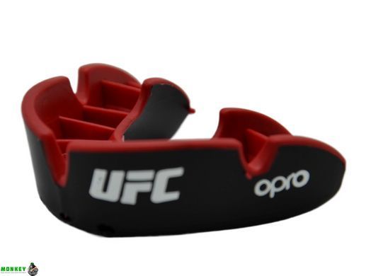 Капа OPRO Silver UFC дитяча (вік до 10) Black/Red (ufc.102515001)