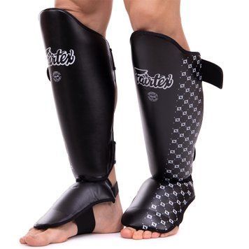 Захист гомілки та стопи для єдиноборств FAIRTEX SP5 L чорний