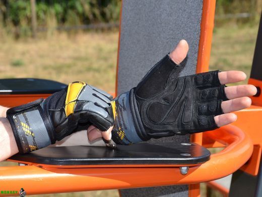 Рукавички для фітнесу MadMax MFG-880 Signature Black/Grey/Yellow L
